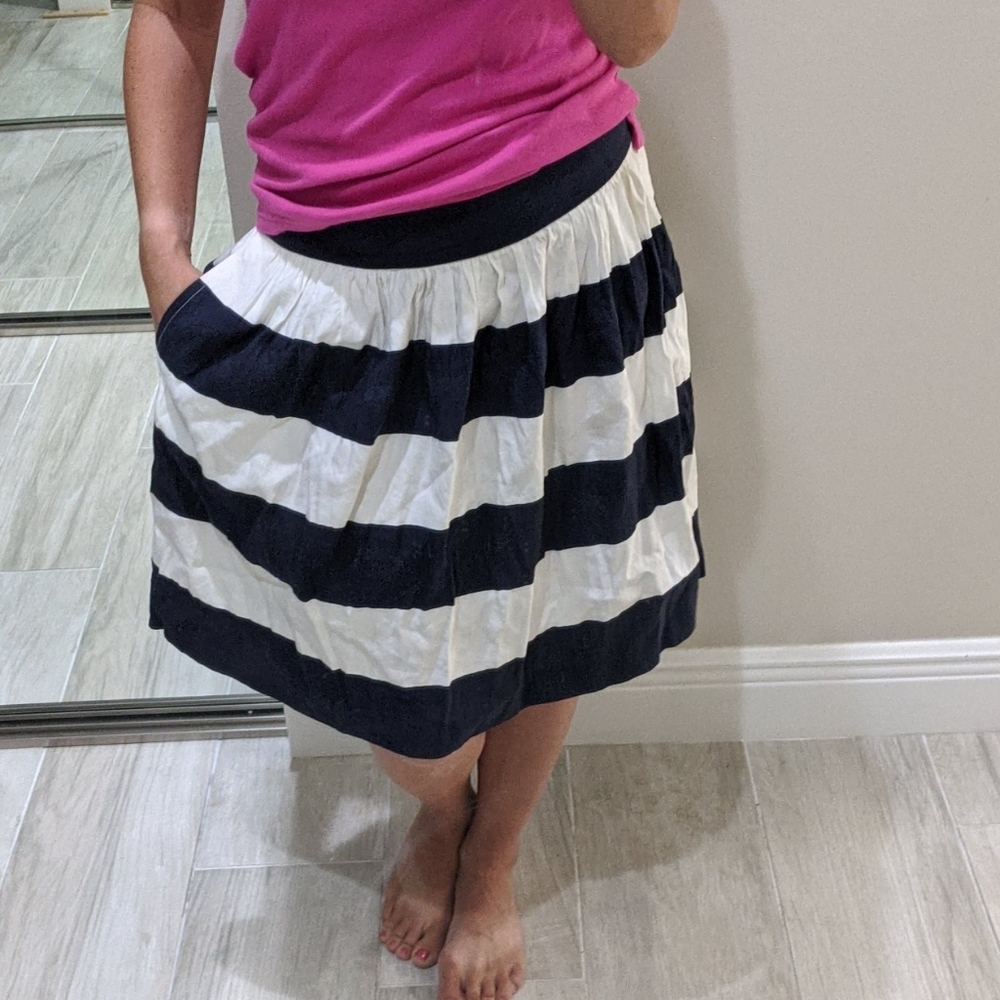 Banana Republic linen skirt.